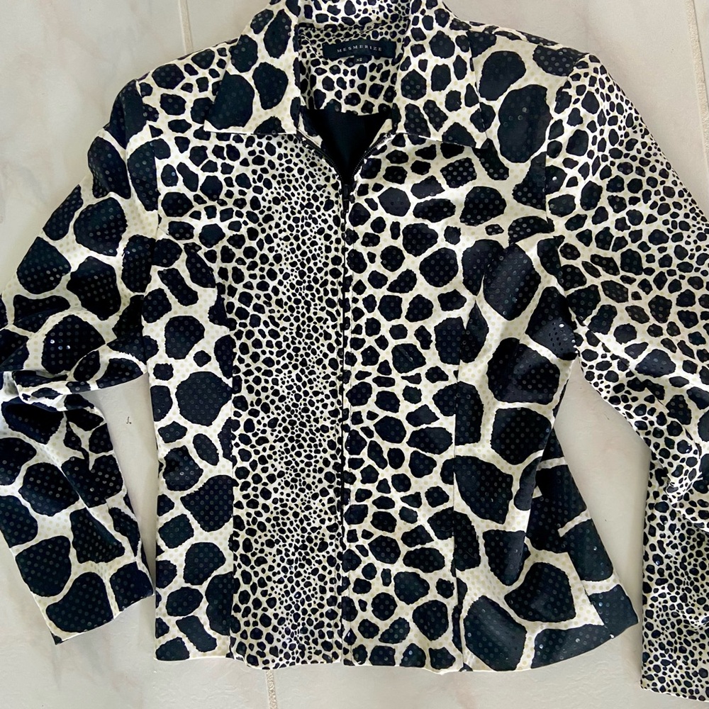Mesmerize shiny animal print jacket XS